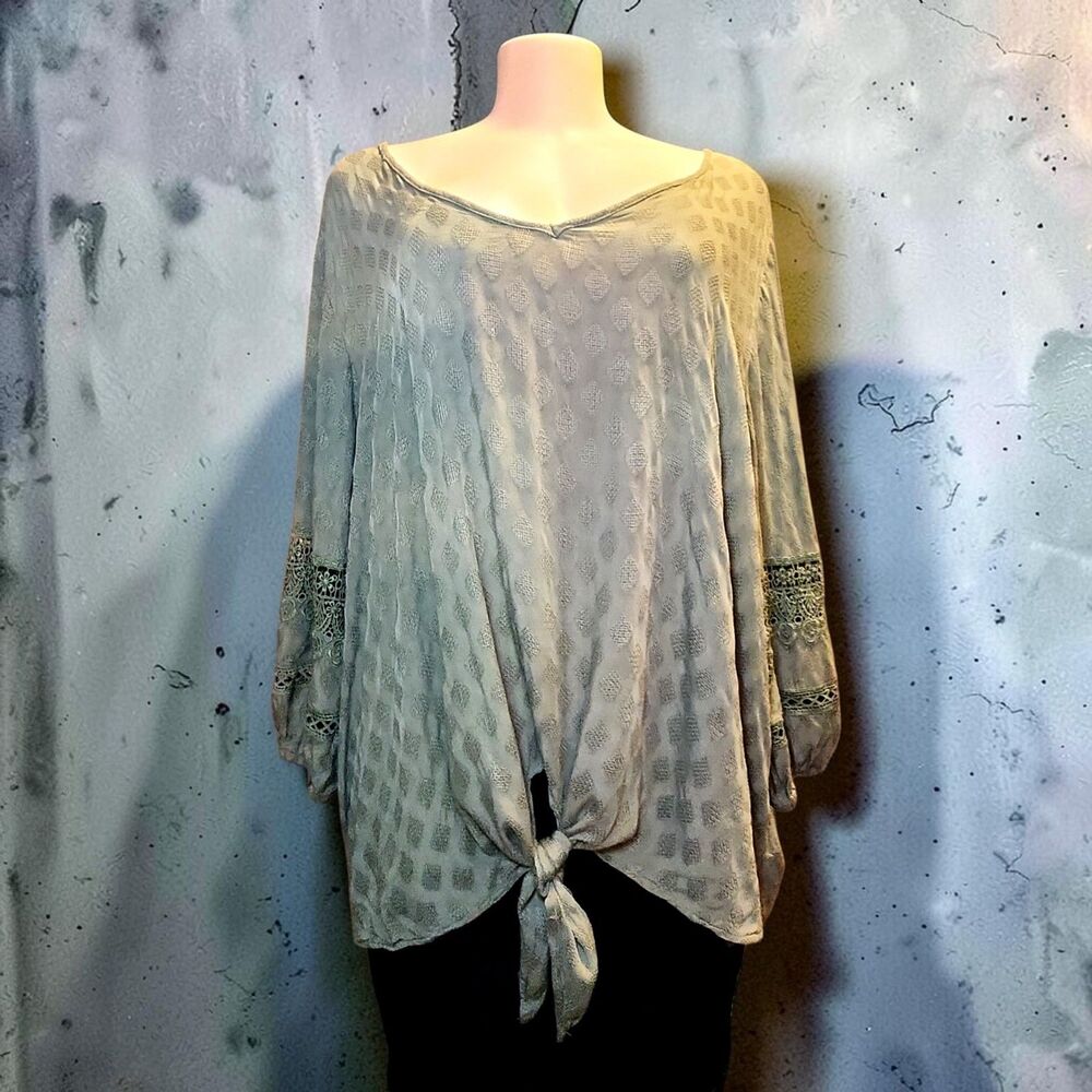 Tempted Los Angeles Boho Ornate Sleeve Olive Tie Top 2X